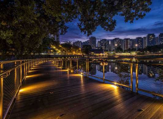 The Arden with Pang Sua Pond features Singapore